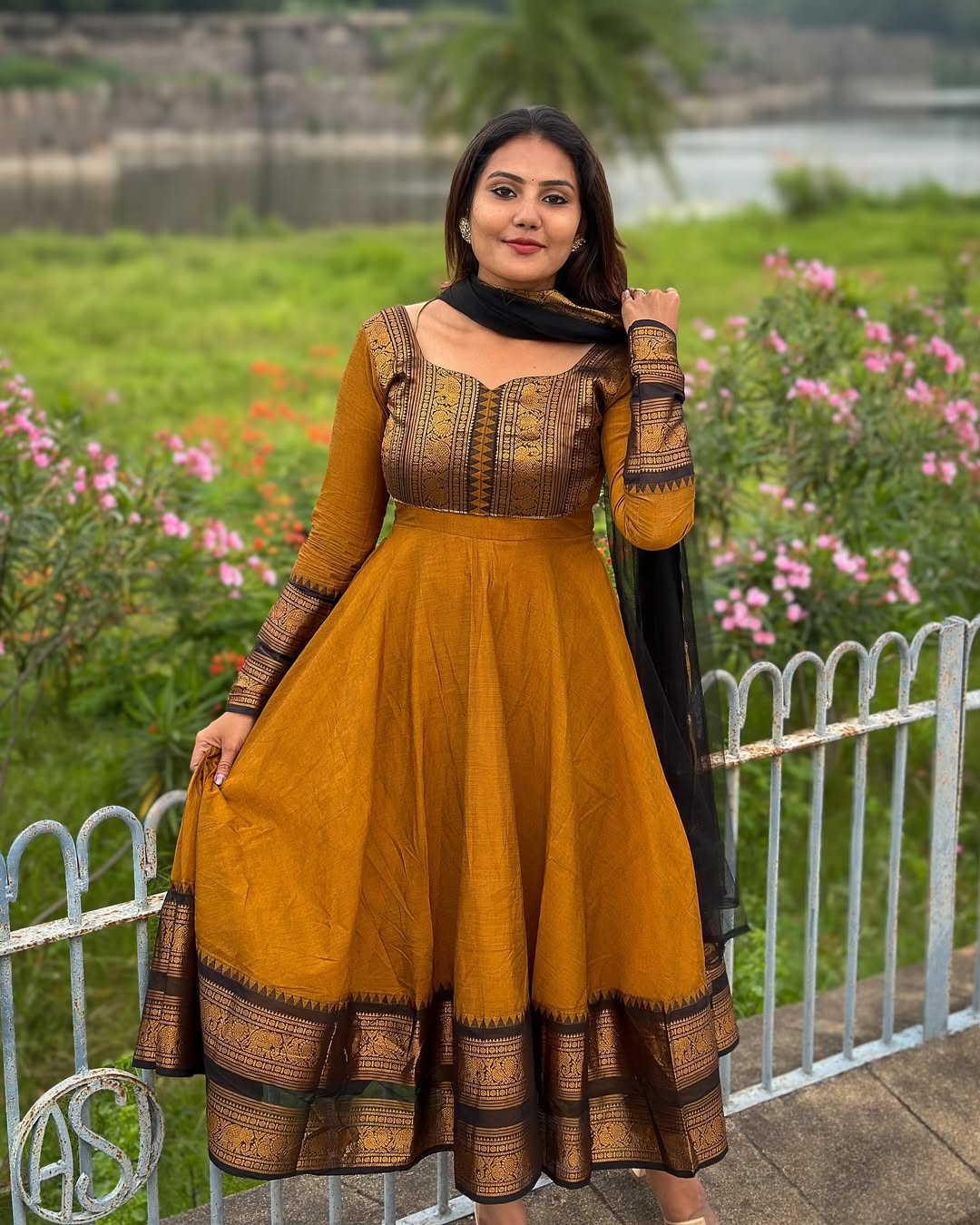 OVIYA -A Handloom Cotton Anarkali